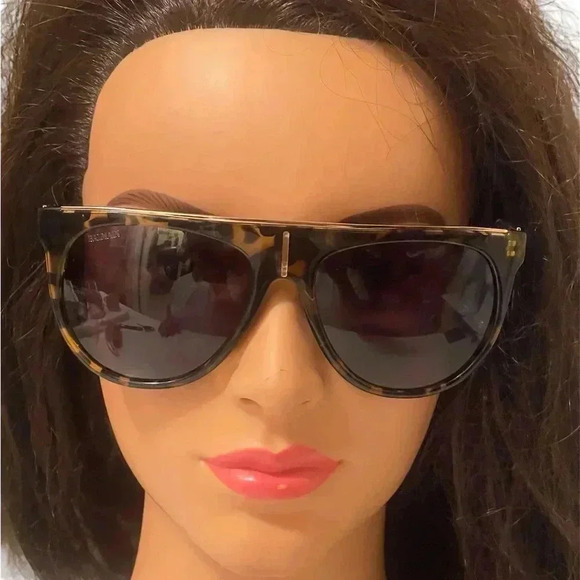 Balmain BL2105 05 Tortoise Brown Gold Sunglasses Brown Lens
57-17 145 France